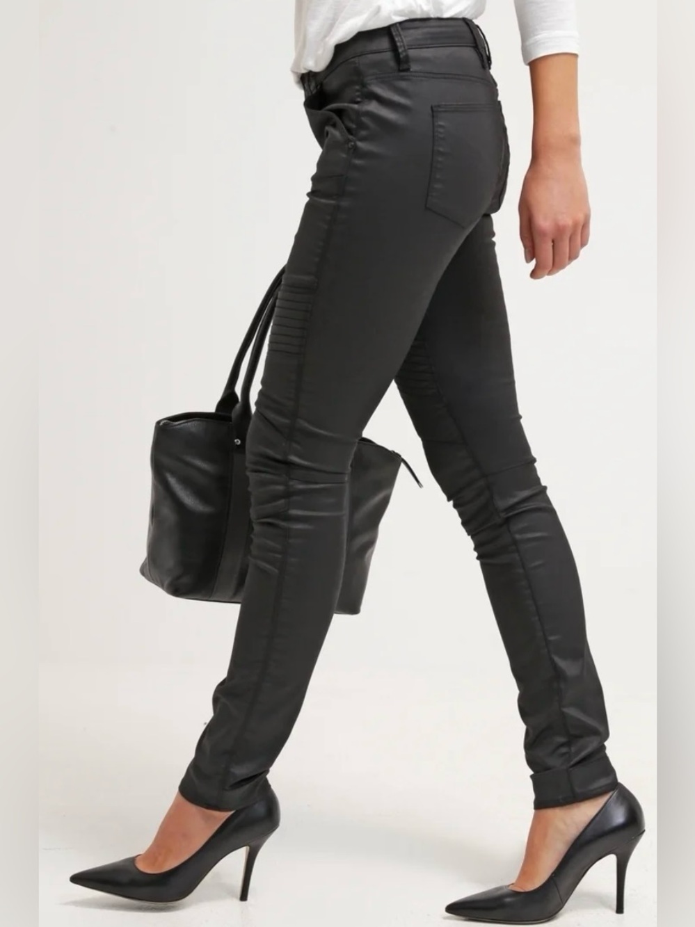G-Star RAW Women's 5620 Custom Mid Skinny Jeans in black with a coated size 25 - Picture 2 of 14